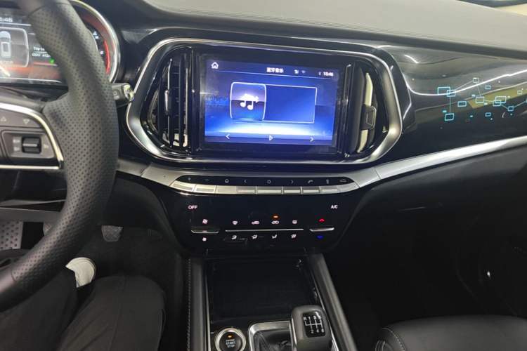 Used JETOUR X90 2019 1.5T Manual Smart Enjoyment Version 5 Seats China VI Standard Audio And AC Panel