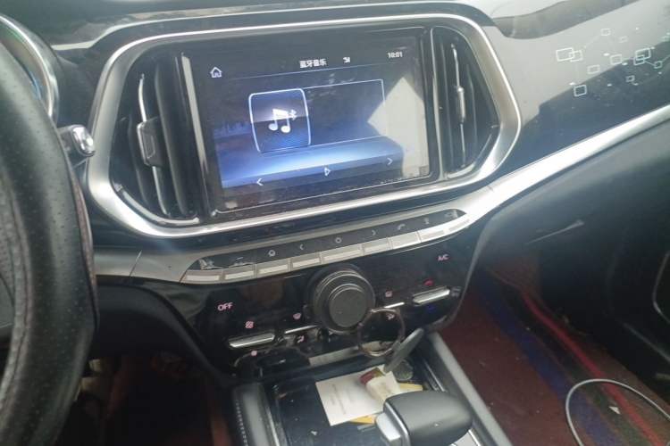 Used JETOUR X90 2019 1.5T Automatic Smart Enjoyment Model 5 Seats China V Emission Standard Audio And AC Panel
