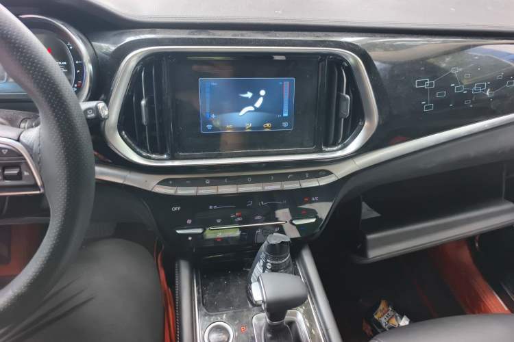 Used JETOUR X90 2019 1.5T Automatic Smart Enjoyment 6-Seater Emission Standard China V Audio And AC Panel