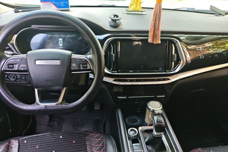 Used JETOUR X90 2019 1.5T Manual Smart Enjoyment Version 6 Seats China VI Standard Center Console