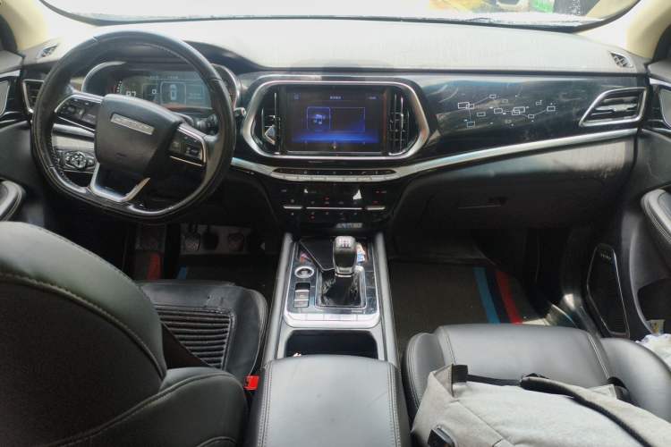 Used JETOUR X90 2019 1.5T Manual Smart Enjoyment Version 5 Seats China VI Standard Center Console