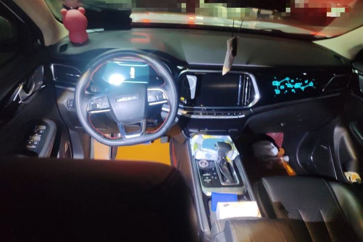 Used JETOUR X90 2019 1.6T DCT Luxury Touring Edition 5 Seats China VI Standard Center Console