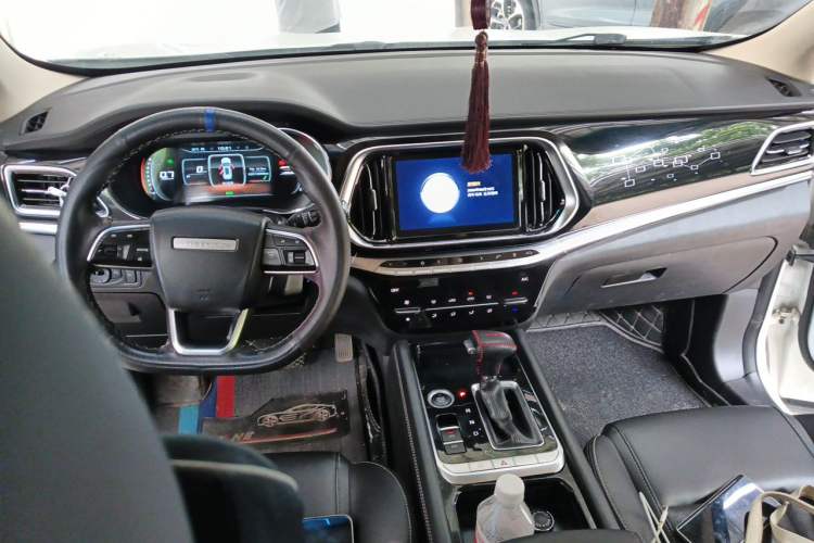 Used JETOUR X90 2019 1.6T DCT Luxury Touring Edition 5 Seats China VI Standard Center Console