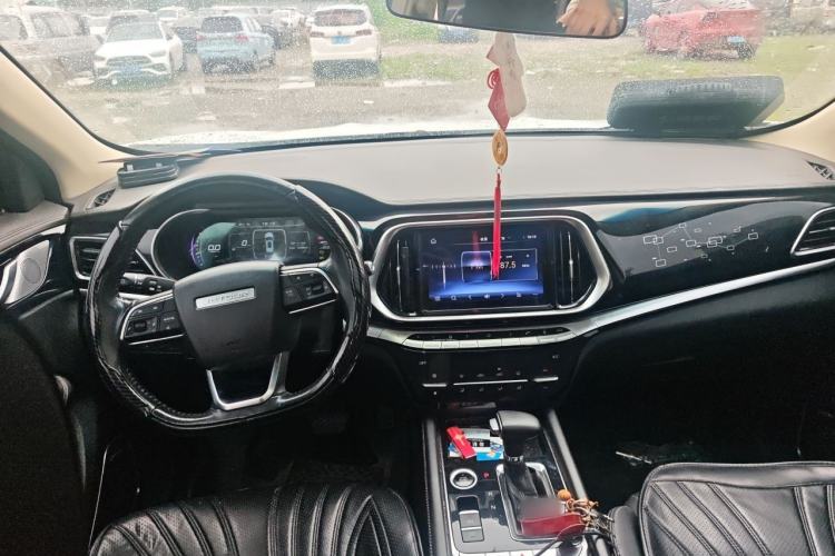 Used JETOUR X90 2019 1.6T DCT Luxury Touring Edition 5 Seats China VI Standard Center Console