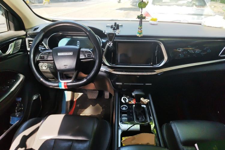 Used JETOUR X90 2019 1.6T DCT Luxury Touring Edition 5 Seats China VI Standard Center Console