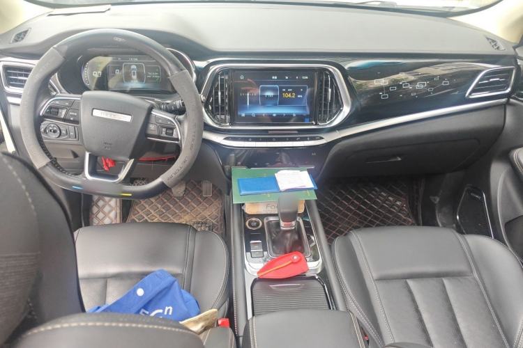 Used JETOUR X90 2019 1.5T Manual Smart Enjoyment 7-Seater China VI Standard Center Console
