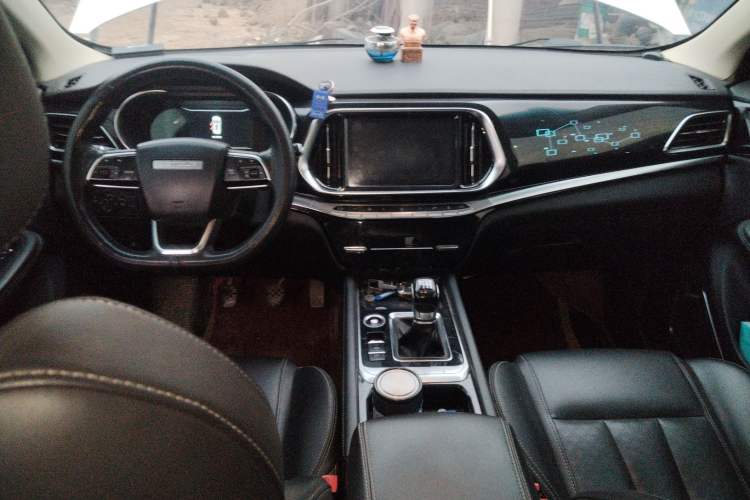 Used JETOUR X90 2019 1.5T Manual Smart Enjoyment Version 5 Seats China VI Standard Center Console