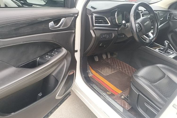 Used JETOUR X90 2019 1.5T Manual Enjoyment Model 7 Seats China V Emission Standard Driver Seat