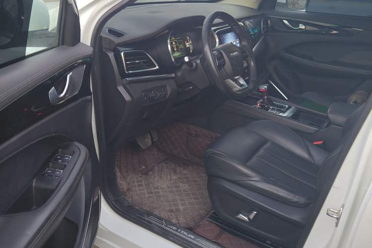 Used JETOUR X90 2019 1.5T Automatic Smart Enjoyment Model 5 Seats China V Emission Standard Driver Seat
