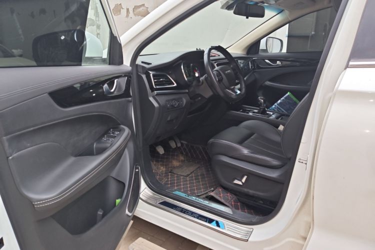 Used JETOUR X90 2019 1.5T Manual Smart Enjoyment Model 6 Seats China V Emission Standard Driver Seat
