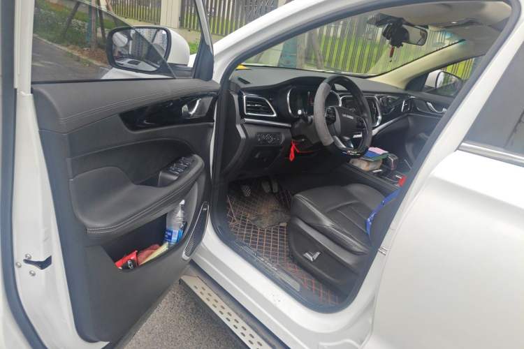 Used JETOUR X90 2019 1.5T Manual Smart Enjoyment 7-Seater China VI Standard Driver Seat