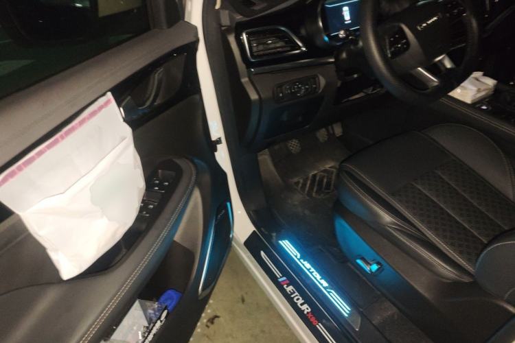 Used JETOUR X90 2019 1.5T Manual Enjoyment Model 6 Seats China V Emission Standard Driver Seat
