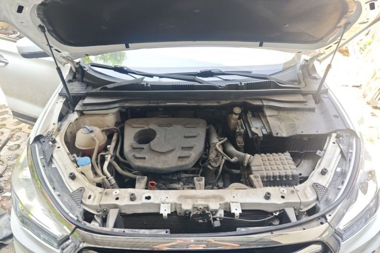Used JETOUR X90 2019 1.5T Automatic Smart Enjoyment 6-Seater Emission Standard China V Engine Bay