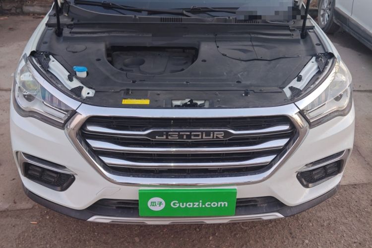 Used JETOUR X90 2019 1.5T Automatic Smart Enjoyment Model 5 Seats China V Emission Standard Engine Bay