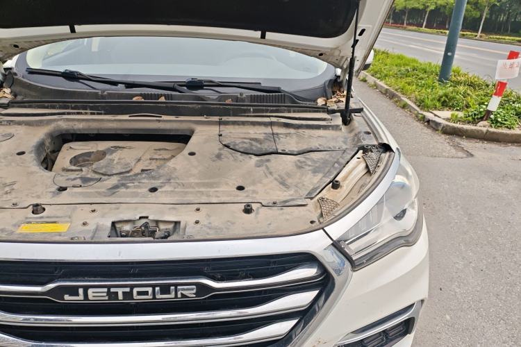 Used JETOUR X90 2019 1.5T Manual Enjoyment Version 5 Seats China V Emission Standard Engine Bay Left