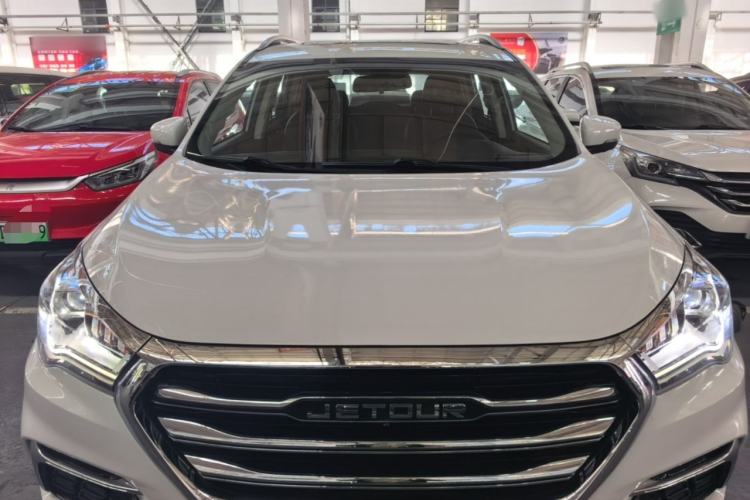 Used JETOUR X90 2019 1.5T DCT Smart Enjoyment Version 5 Seats China VI Standard Engine Bay
