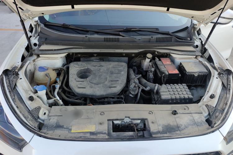 Used JETOUR X90 2019 1.5T Automatic Enjoyment Model 6 Seats Emission Standard China V Engine Bay