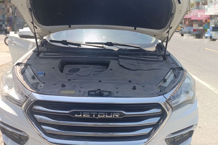 Used JETOUR X90 2019 1.5T Automatic Smart Enjoyment Model 5 Seats China V Emission Standard Engine Bay