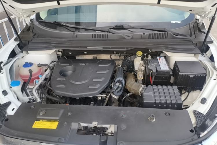 Used JETOUR X90 2019 1.5T Manual Smart Enjoyment Model 6 Seats China V Emission Standard Engine Bay