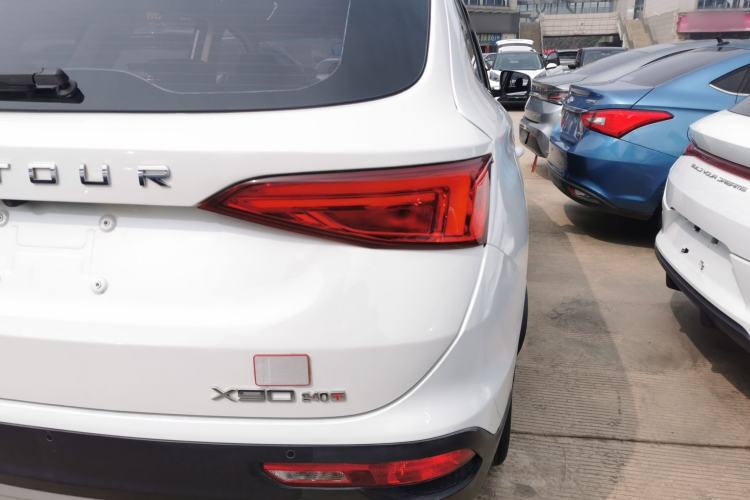 Used JETOUR X90 2019 1.5T Automatic Luxury Edition 5 Seats China V Standard Exterior 3