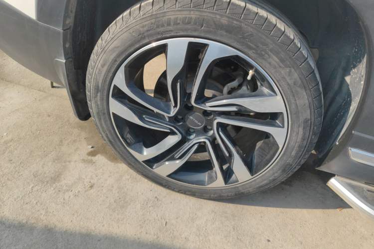 Used JETOUR X90 2019 1.5T Manual Smart Enjoyment Version 5 Seats China VI Standard Exterior 8