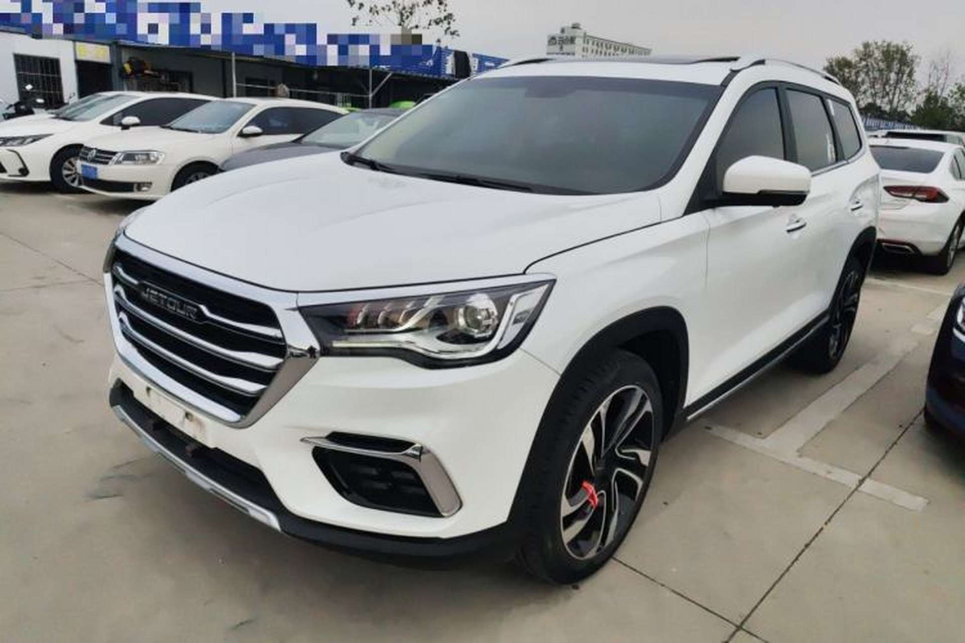 Used JETOUR X90 2019 1.5T DCT Smart Enjoyment Version 5 Seats China VI Standard Front Left 45 Deg
