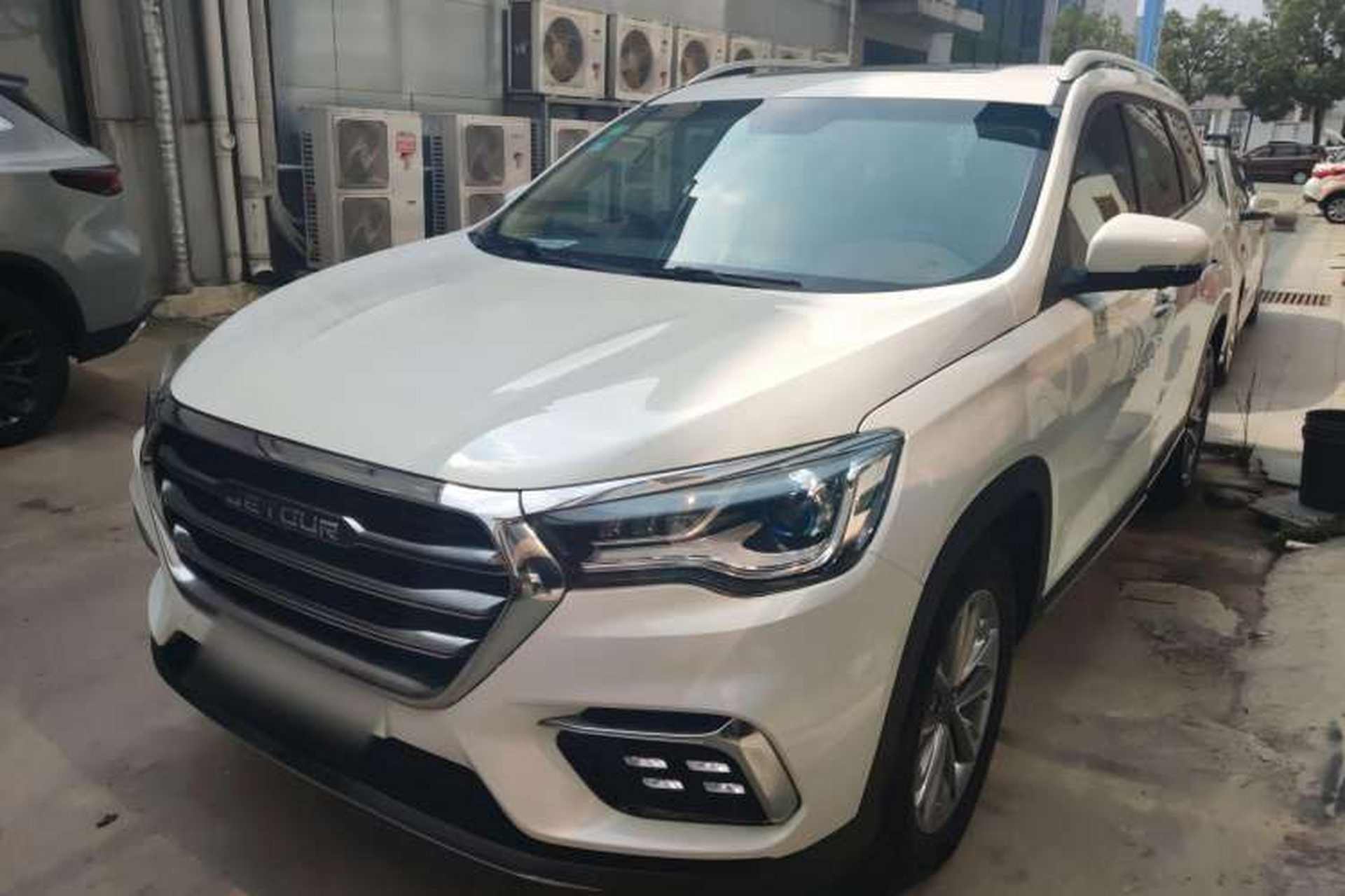 Used JETOUR X90 2019 1.6T DCT Smart Travel Edition 6 Seats China VI Standard Front Left 45 Deg