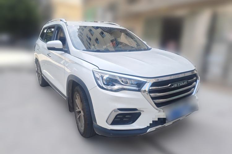 Used JETOUR X90 2019 1.5T Manual Enjoyment Model 6 Seats China VI Standard Front Right 45 Deg