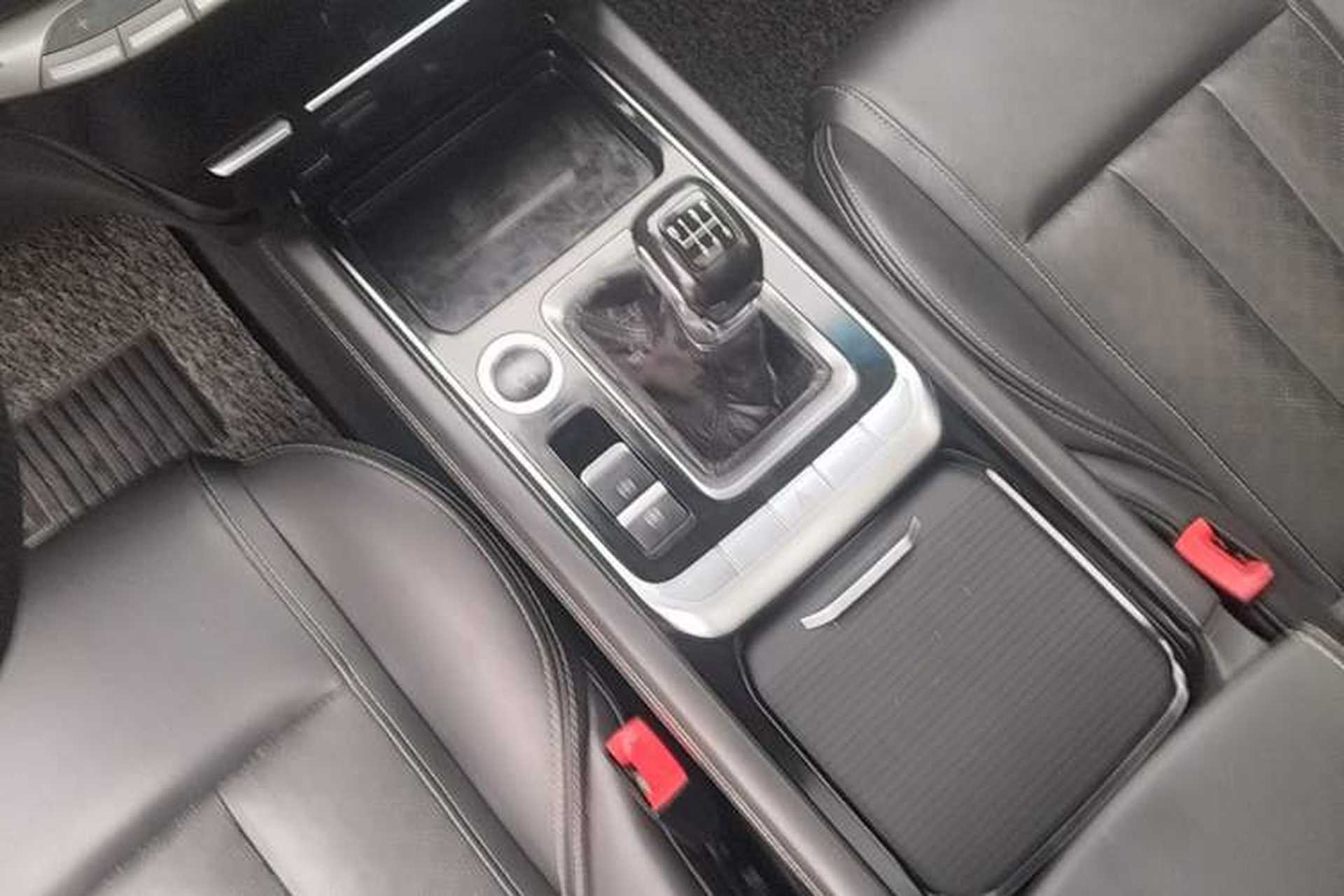 Used JETOUR X90 2019 1.5T Manual Smart Enjoyment 7-Seater China V Standard Gear Lever