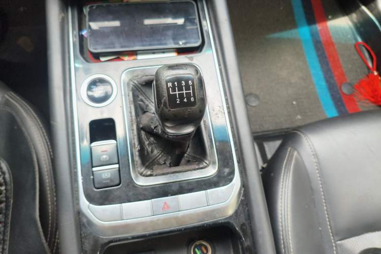 Used JETOUR X90 2019 1.5T Manual Smart Enjoyment Version 5 Seats China VI Standard Gear Lever