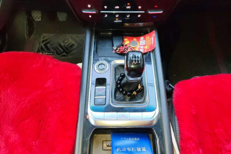 Used JETOUR X90 2019 1.5T Manual Smart Enjoyment Version 5 Seats China V Standard Gear Lever