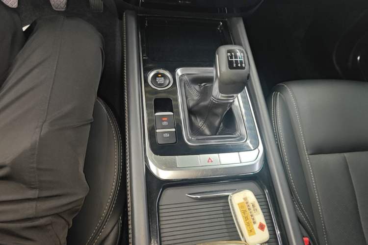 Used JETOUR X90 2019 1.5T Manual Smart Enjoyment Version 5 Seats China VI Standard Gear Lever