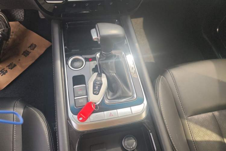 Used JETOUR X90 2019 1.6T DCT Luxury Touring Edition 5 Seats China VI Standard Gear Lever
