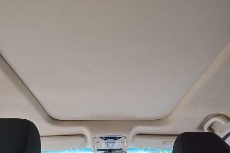 Used JETOUR X90 2019 1.5T DCT Smart Enjoyment Version 5 Seats China VI Standard Headliner