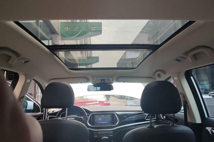 Used JETOUR X90 2019 1.6T DCT Smart Travel Edition 6 Seats China VI Standard Headliner
