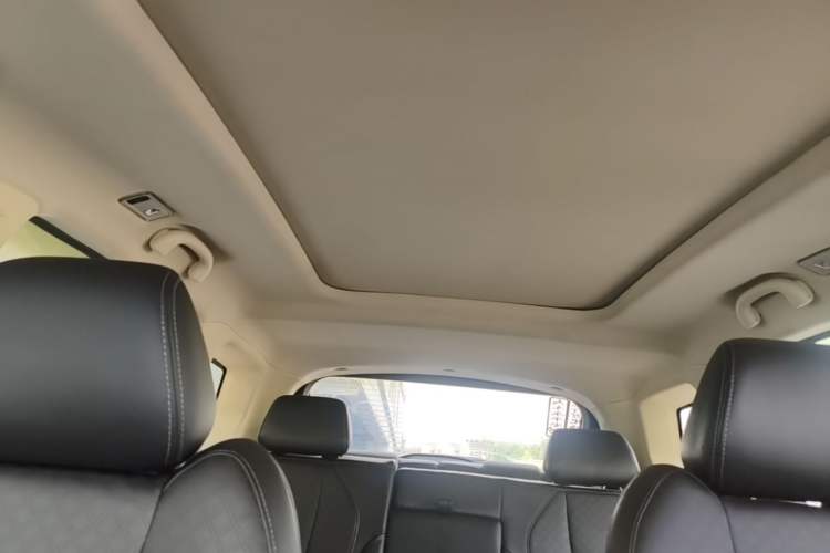 Used JETOUR X90 2019 1.5T Manual Smart Enjoyment Model 6 Seats China V Emission Standard Headliner