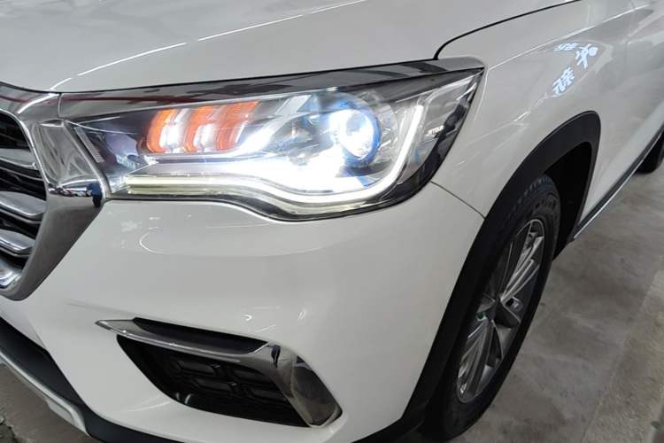 Used JETOUR X90 2019 1.5T Automatic Enjoyment Model 5 Seats China V Emission Standard Left Front Headlight