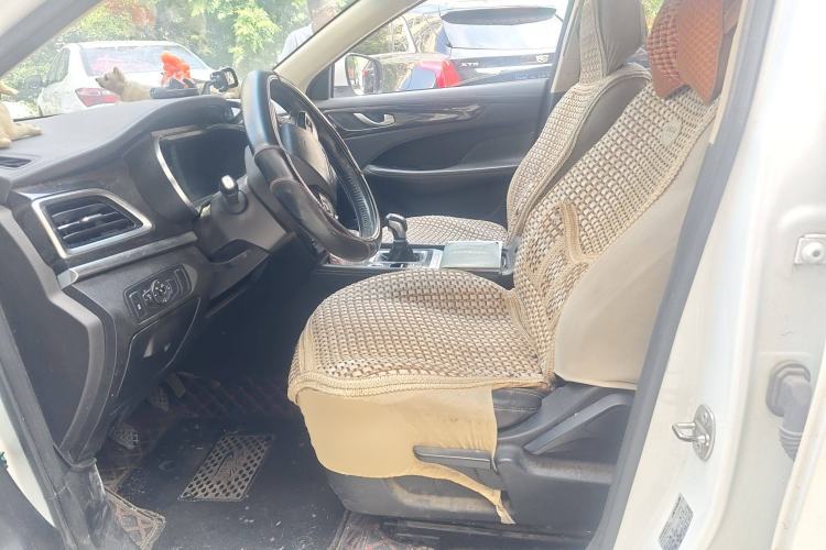 Used JETOUR X90 2019 1.5T Manual Enjoyment Model 6 Seats China VI Standard Left Front Seat