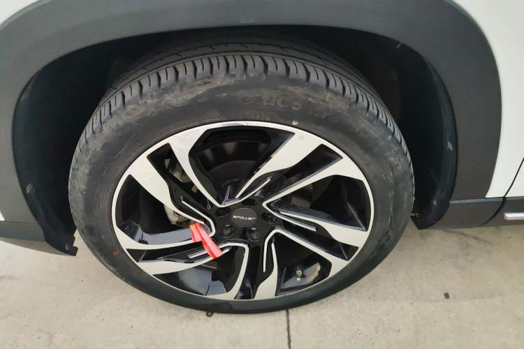 Used JETOUR X90 2019 1.5T DCT Smart Enjoyment Version 5 Seats China VI Standard Left Front Wheel Hub