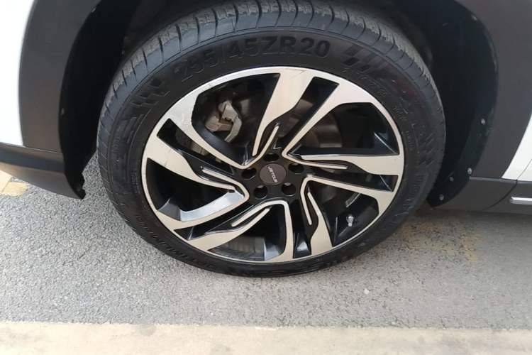 Used JETOUR X90 2019 1.6T DCT Luxury Travel Edition 6 Seats China VI Standard Left Front Wheel Hub