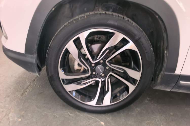 Used JETOUR X90 2019 1.5T DCT Smart Enjoyment Version 5 Seats China VI Standard Left Front Wheel Hub