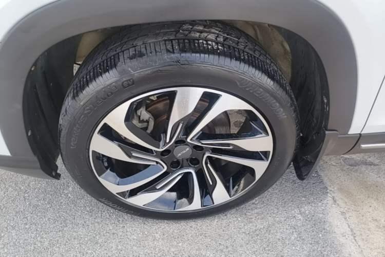 Used JETOUR X90 2019 1.5T Manual Smart Enjoyment Model 6 Seats China V Emission Standard Left Front Wheel Hub