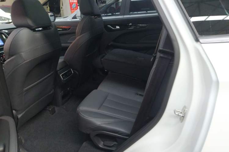 Used JETOUR X90 2019 1.6T DCT Luxury Touring Edition 5 Seats China VI Standard Left Rear Seat