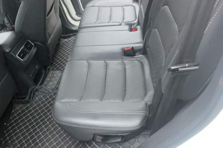 Used JETOUR X90 2019 1.6T DCT Smart Travel Version 7 Seats China VI Standard Left Rear Seat