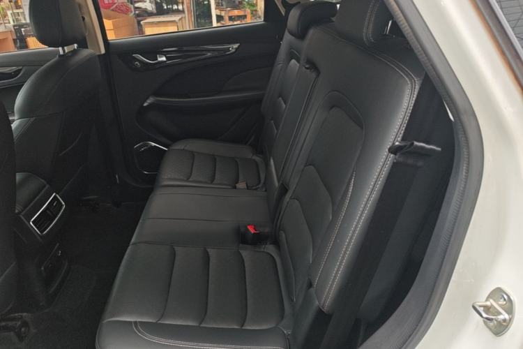 Used JETOUR X90 2019 1.5T Automatic Enjoyment Model 6 Seats Emission Standard China V Left Rear Seat