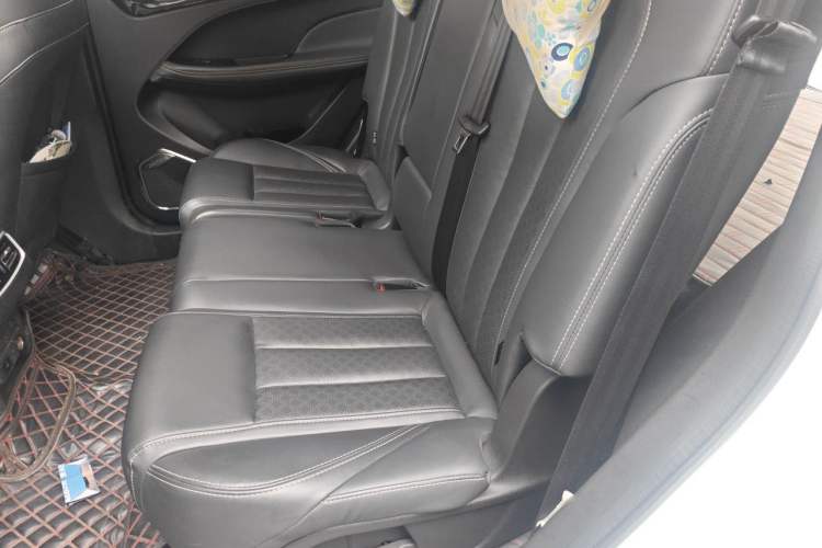 Used JETOUR X90 2019 1.5T Manual Smart Enjoyment 7-Seater China VI Standard Left Rear Seat