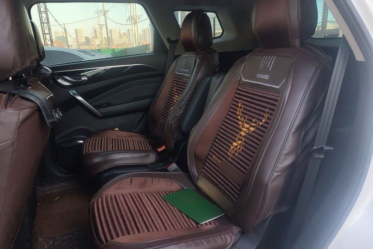 Used JETOUR X90 2019 1.5T Automatic Enjoyment Model 6 Seats Emission Standard China V Left Rear Seat