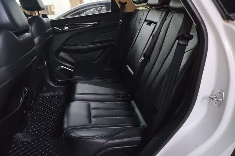 Used JETOUR X90 2019 1.5T Automatic Smart Enjoyment 7-Seater China V Emission Standard Left Rear Seat