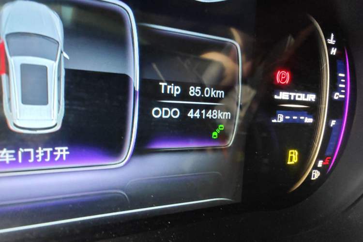 Used JETOUR X90 2019 1.5T Manual Smart Enjoyment Version 6 Seats China VI Standard Odometer Close Up