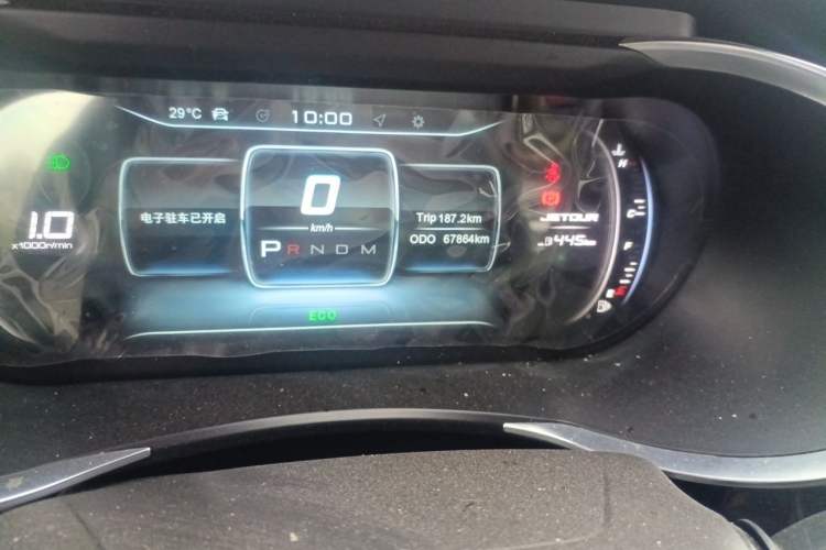 Used JETOUR X90 2019 1.5T Automatic Smart Enjoyment Model 5 Seats China V Emission Standard Odometer Close Up